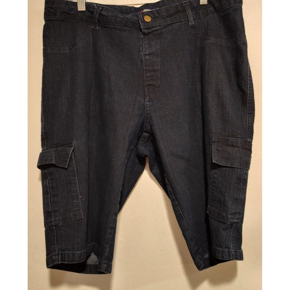 Denim 24/7 Women Blue Jean Shorts Size 16W Cargo Pockets Midrise